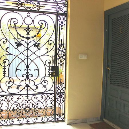Apartamento En El Corazon De Sevilla Екстер'єр фото